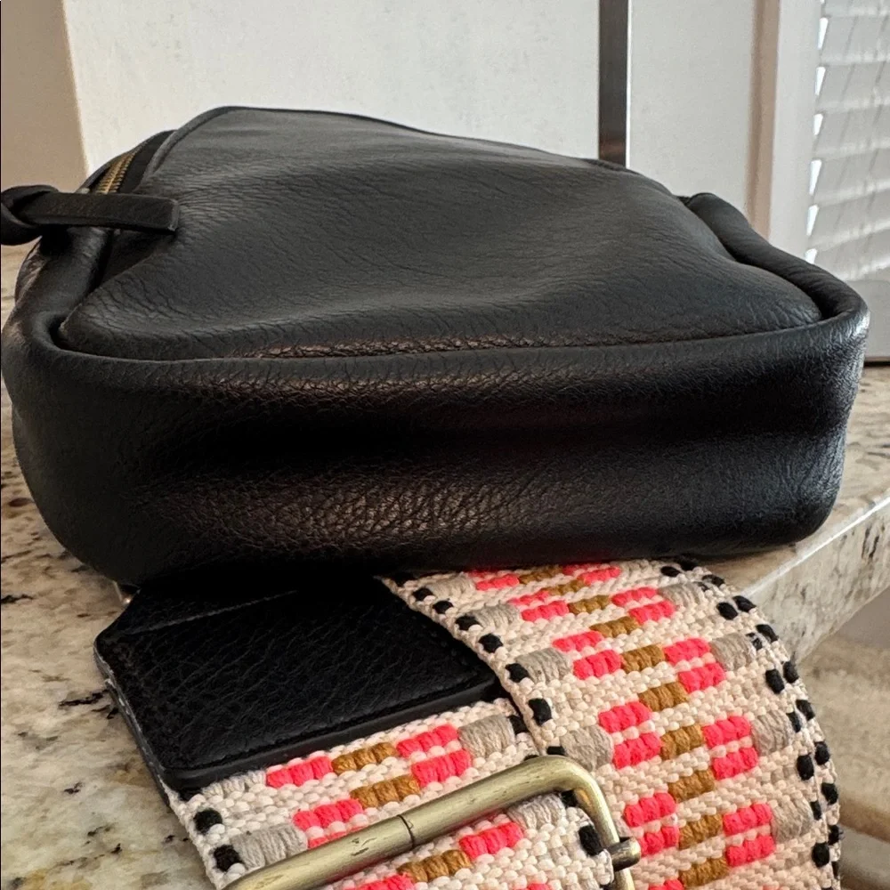 Anthropologie Urban Originals Liberty Sling Crossbody Bag - Picture 7 of 7